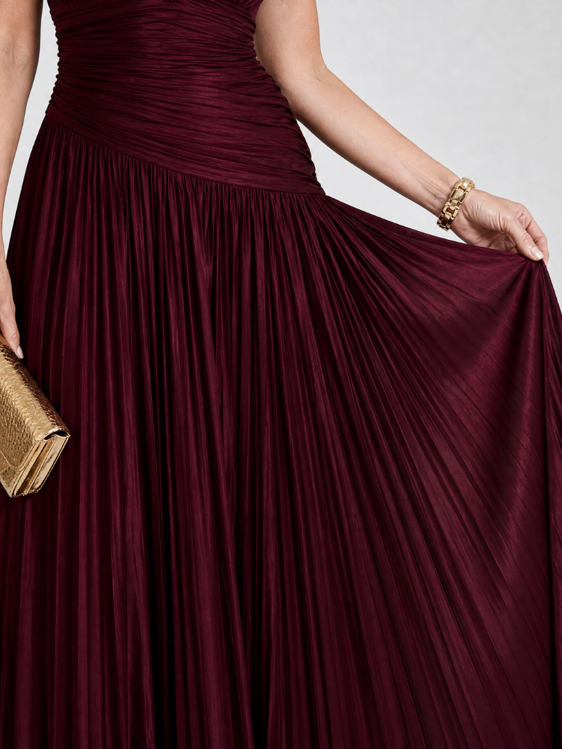 Lemar | Sleeveless Pleated V Neck Midi Dress | The Bellemont Sisters Australia
