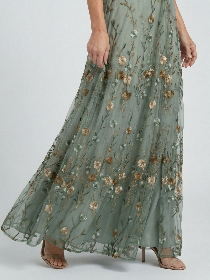 Selora | Halter Bloom Flow Maxi Dress | The Bellemont Sisters Australia
