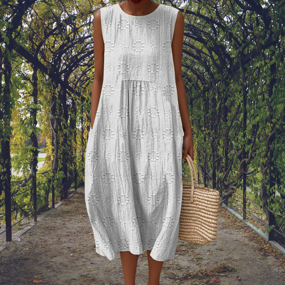 Kira | Elegant sleeveless dress with pockets – White | The Bellemont Sisters Australia