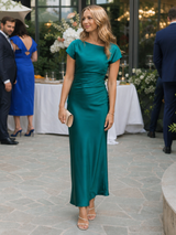 Elure | Short Sleeve Boat Neck Fitted Silhouette Midi Dress – Dark green | The Bellemont Sisters Australia
