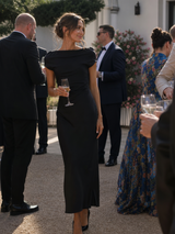 Elure | Short Sleeve Boat Neck Fitted Silhouette Midi Dress – Black | The Bellemont Sisters Australia