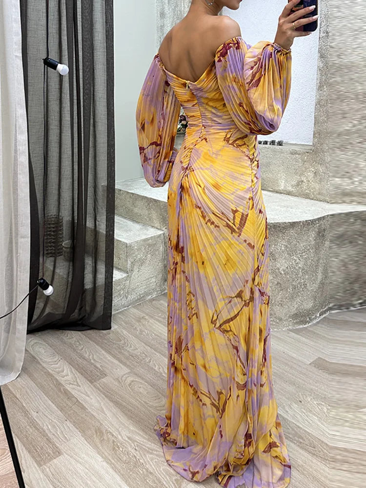 Amelia | Elegant dress with V-neck | The Bellemont Sisters Australia