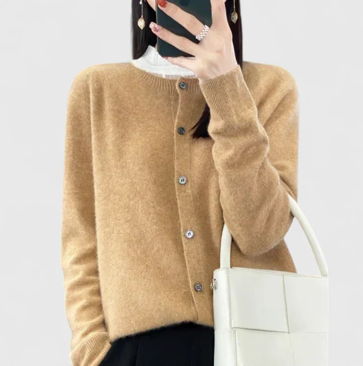 Lyxandria | Comfortable Cardigan – Camel | The Bellemont Sisters Australia
