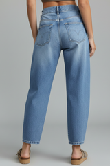 Isabella | Women’s Casual Low-Waist Straight-Leg Denim Jeans | The Bellemont Sisters Australia