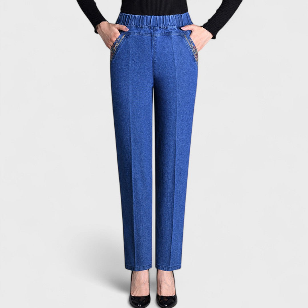 Emma | Women’s Comfortable Stretch Jeans with Side Pockets and Elastic Waist – Light Blue | The Bellemont Sisters Australia