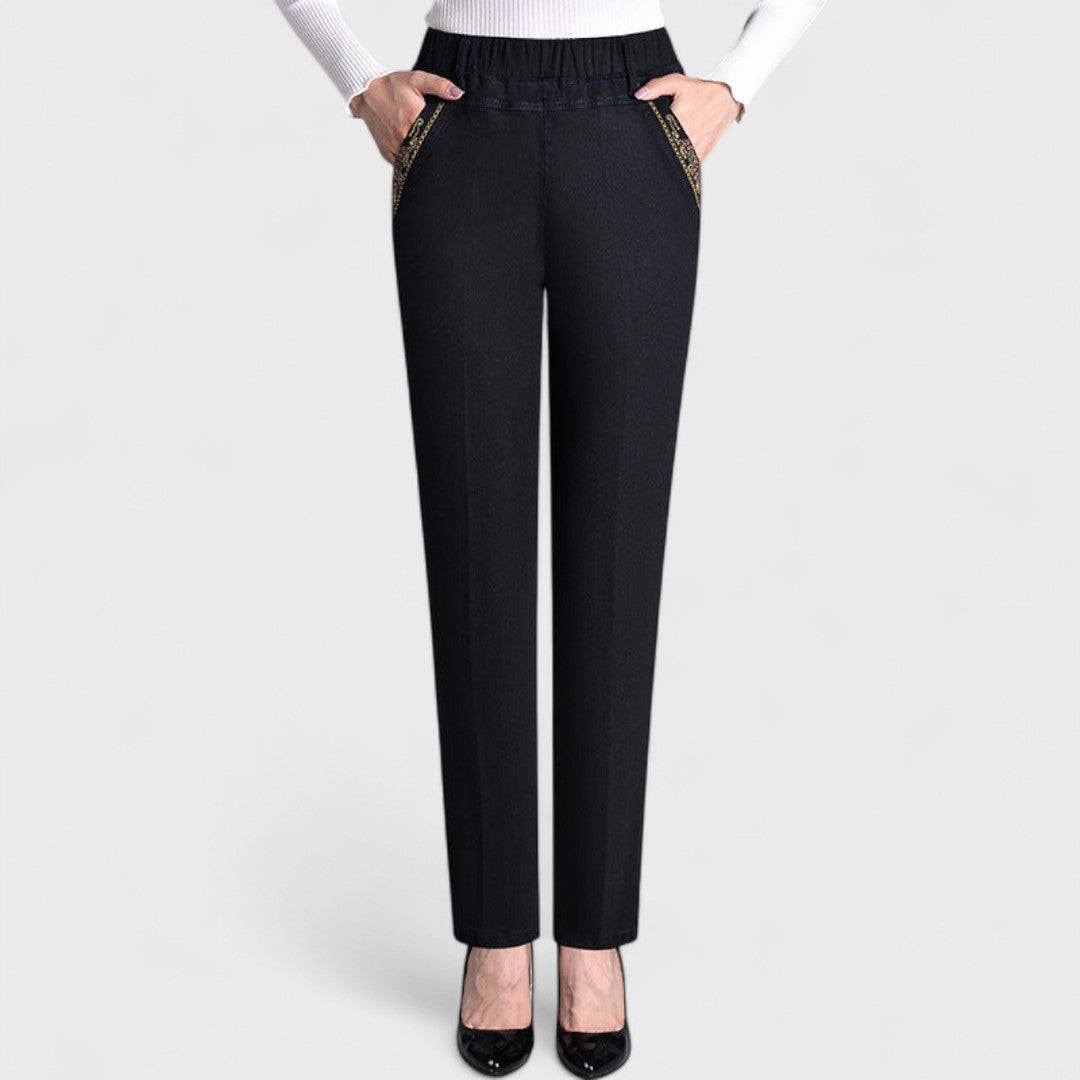 Emma | Women’s Comfortable Stretch Jeans with Side Pockets and Elastic Waist – Black | The Bellemont Sisters Australia